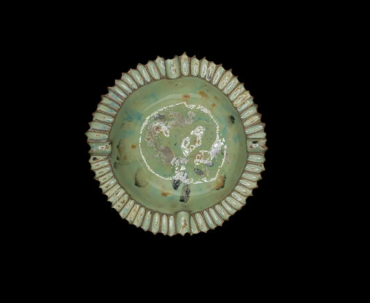 Lacerated ashtray #005