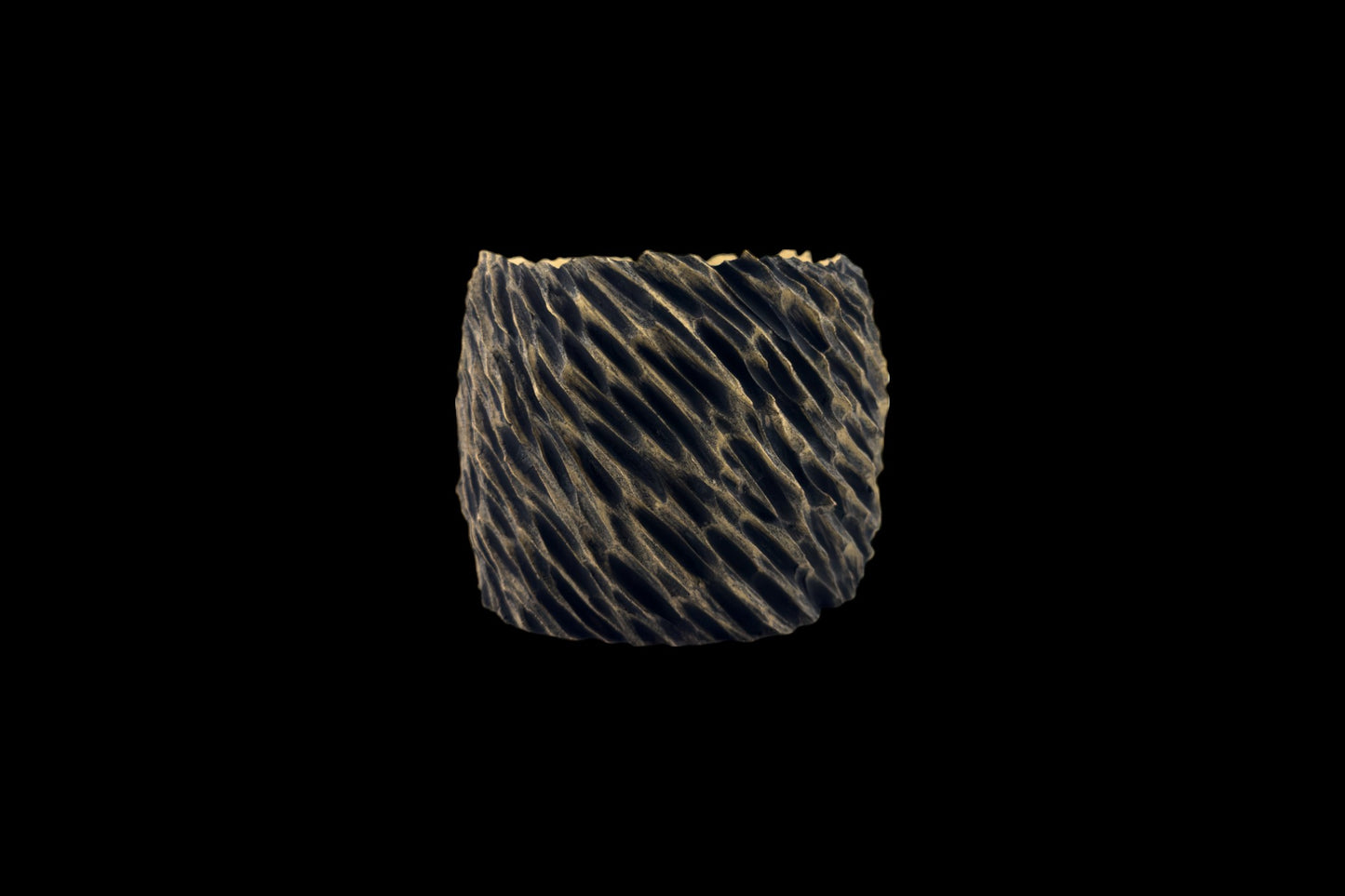 Incised Lateration #105