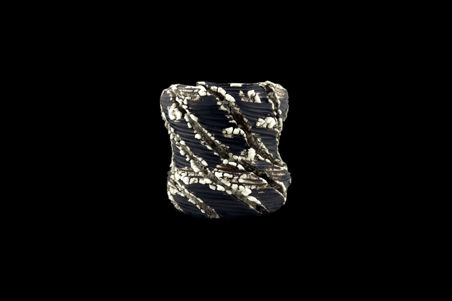 Incised Lateration #103