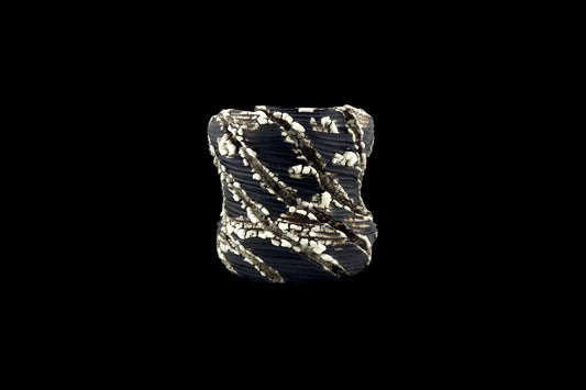 Incised Lateration #103