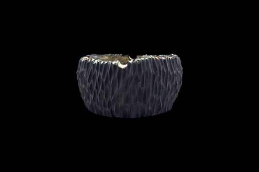 Lacerated ashtray #026