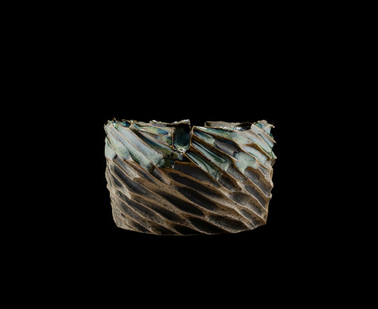 Lacerated ashtray #003