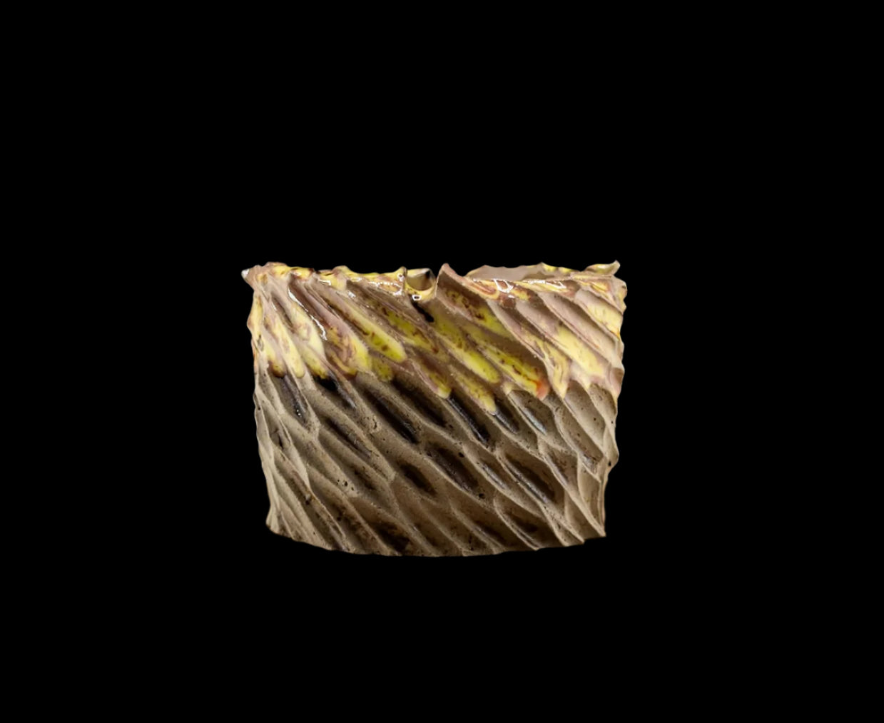 Lacerated ashtray #006